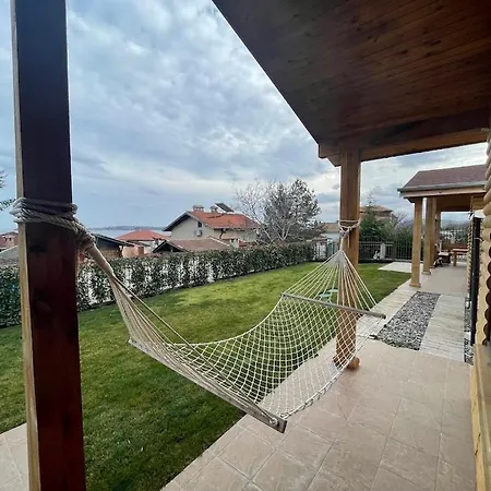 Луксозна вила панорама 2